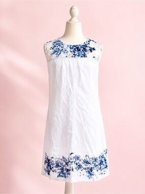 Custom-Made Blue Floral Embroidered Linen Blend Shift Dress